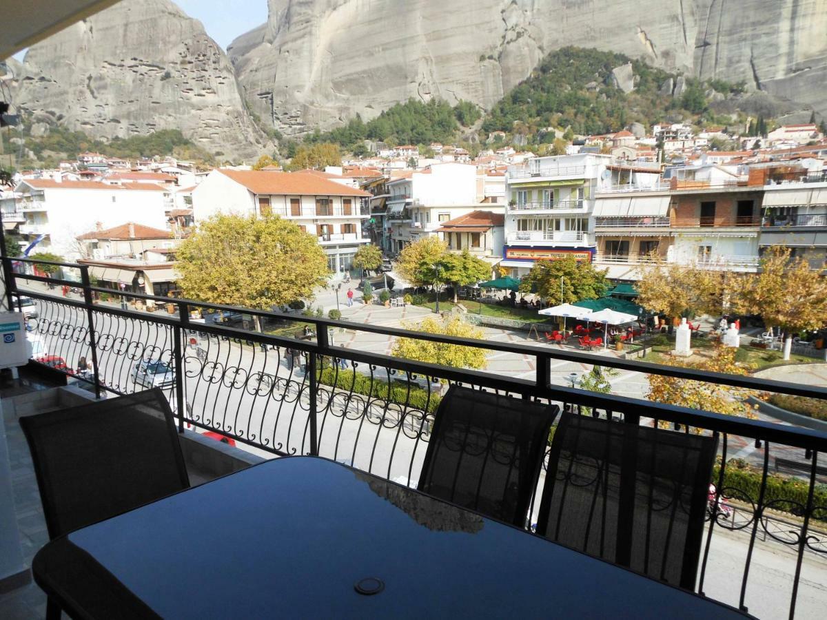 Meteora Panorama At The City Center Kalambaka Exterior photo